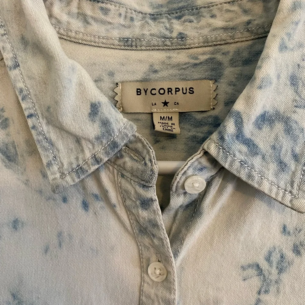 BYCORPUS Acid Washed Shirt - Picture 4 of 9